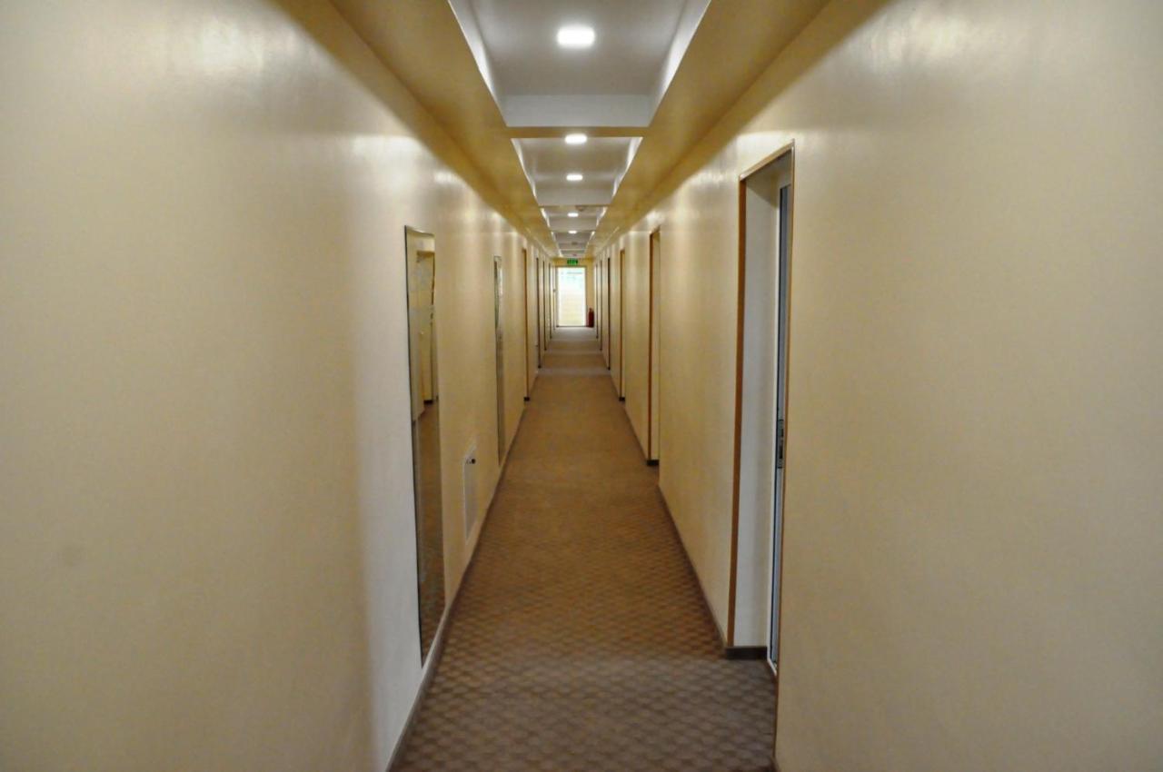 Hotel Andrei Кымпия-Турзи Экстерьер фото