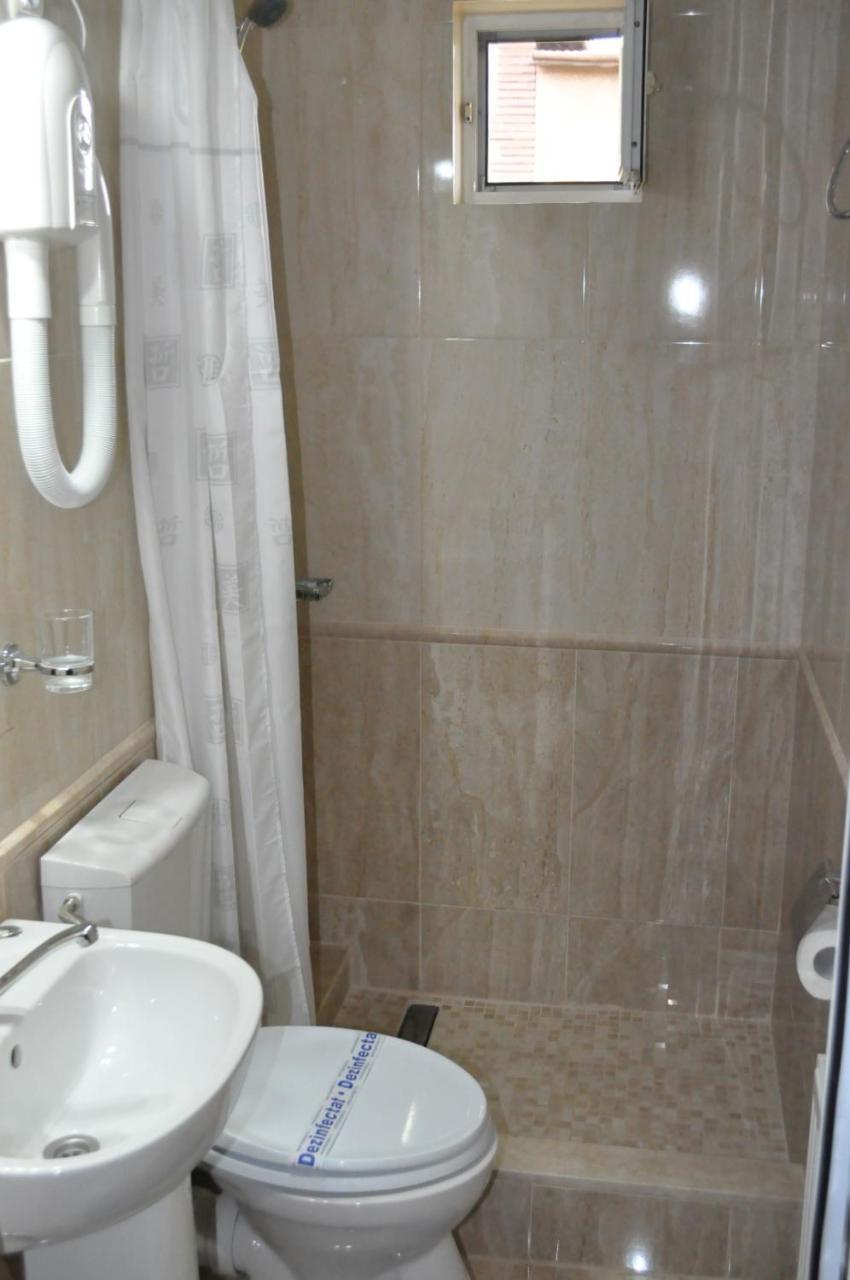 Hotel Andrei Кымпия-Турзи Экстерьер фото